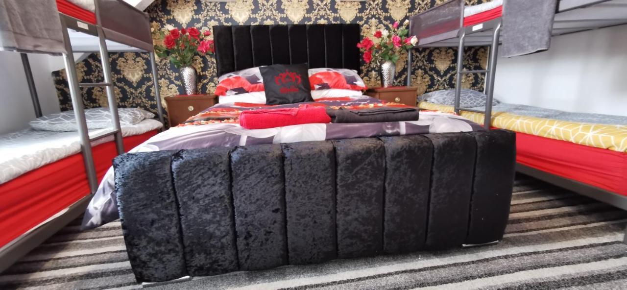 Bukhari Hotel Blackpool Bagian luar foto