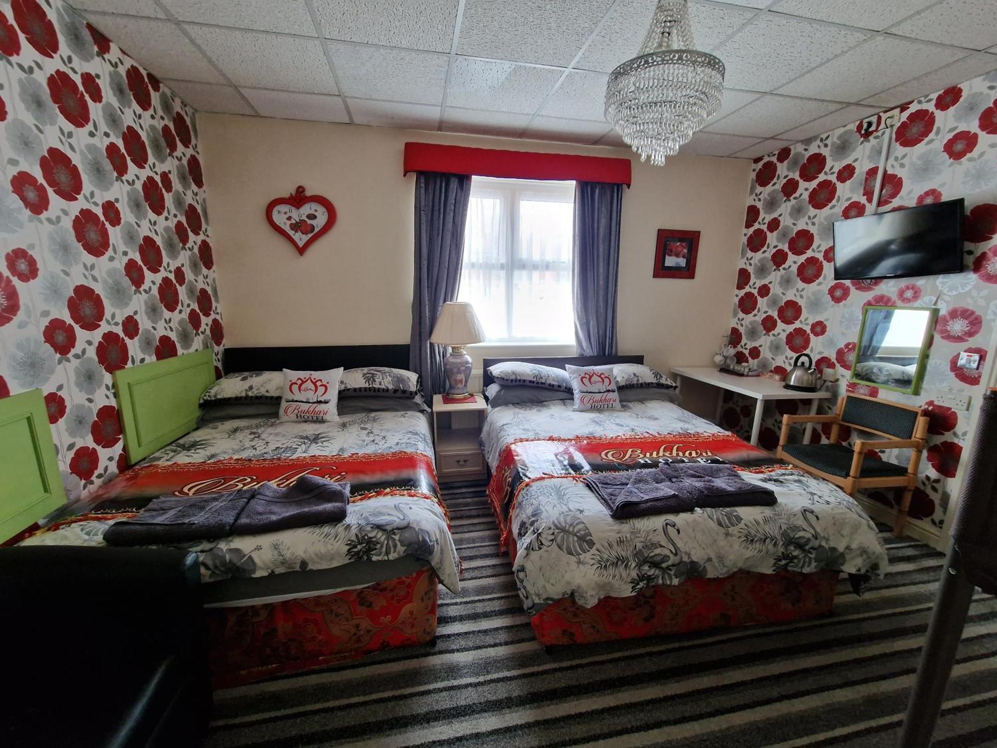 Bukhari Hotel Blackpool Bagian luar foto